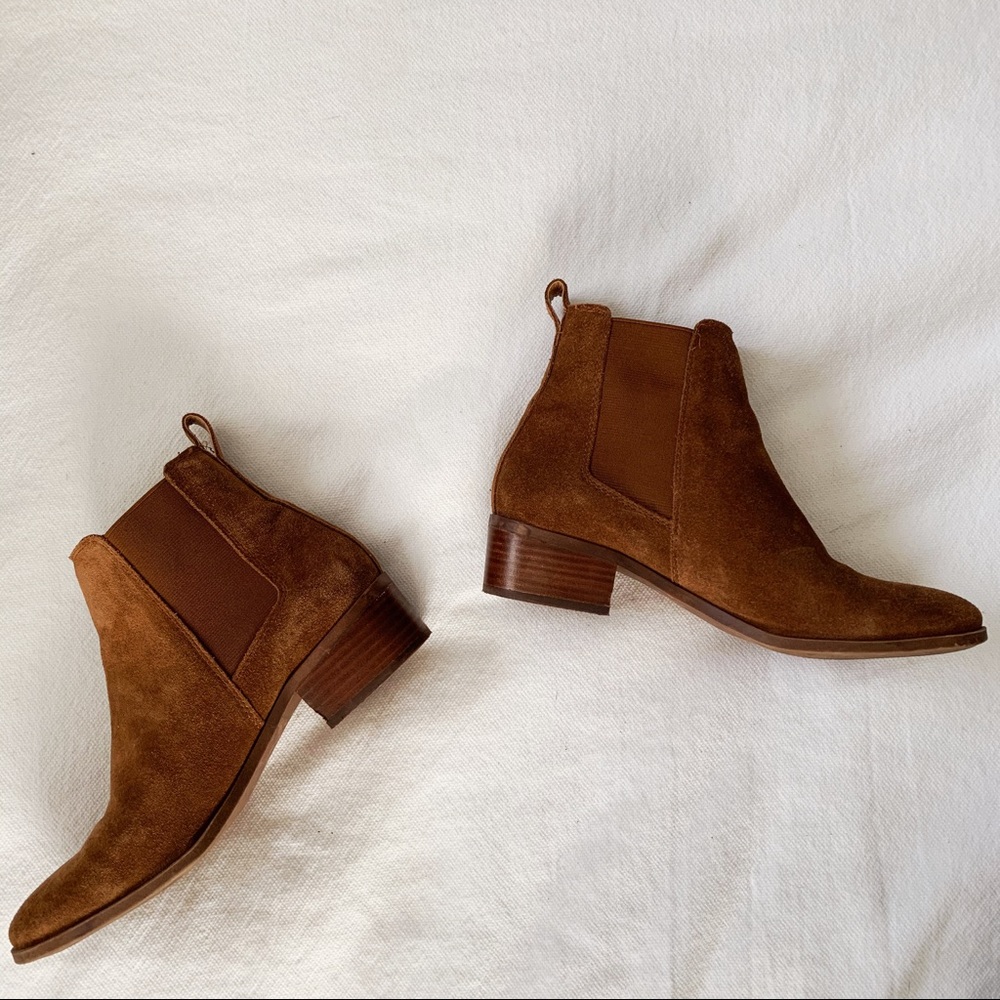 Steve Madden suede Chelsea boots in brown